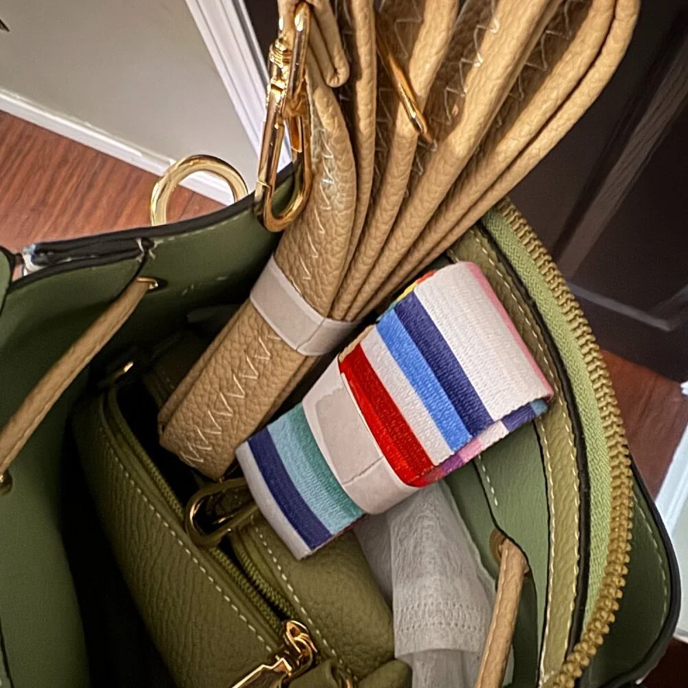 Womens Fashion White and Green Handbag Crossbody multiple handles and straps - Picture 5 of 5